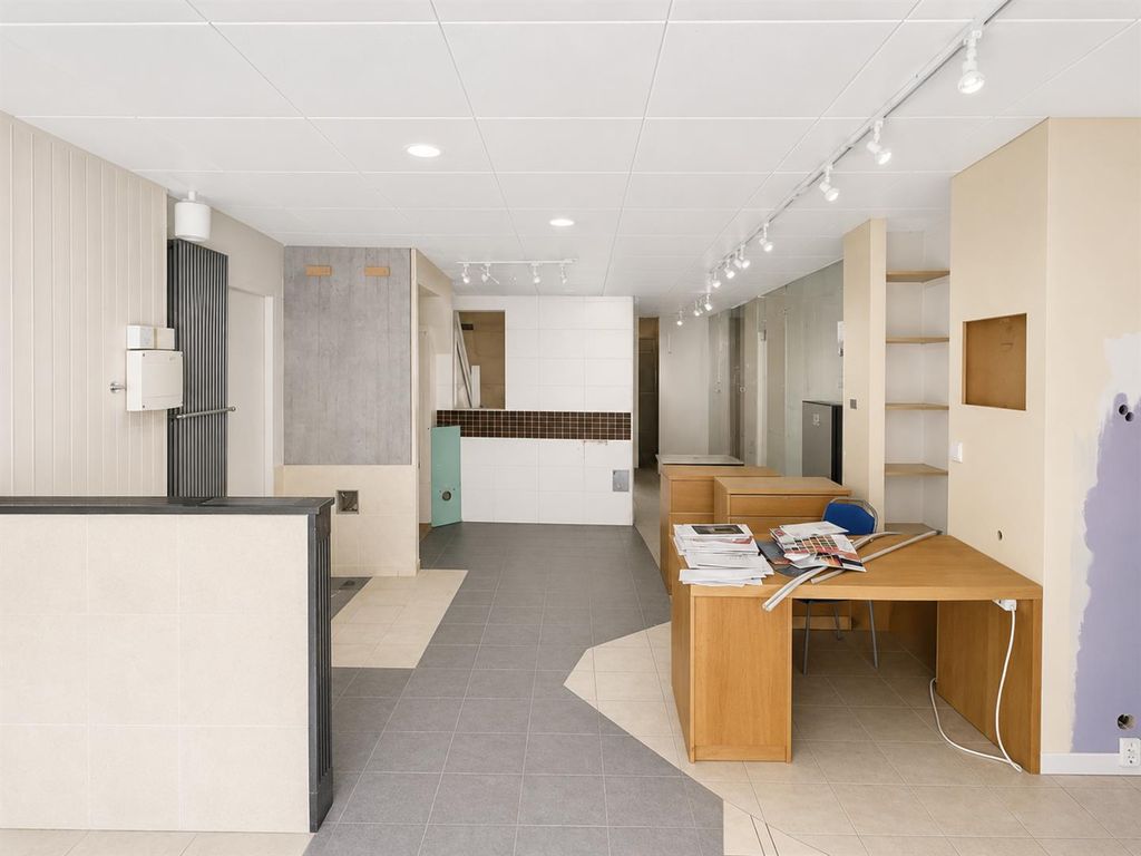 Property photo 3 of 11 Coopers Estate Agents