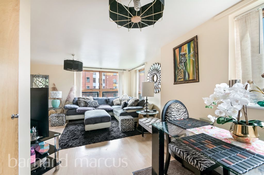 Property photo 3 of 8