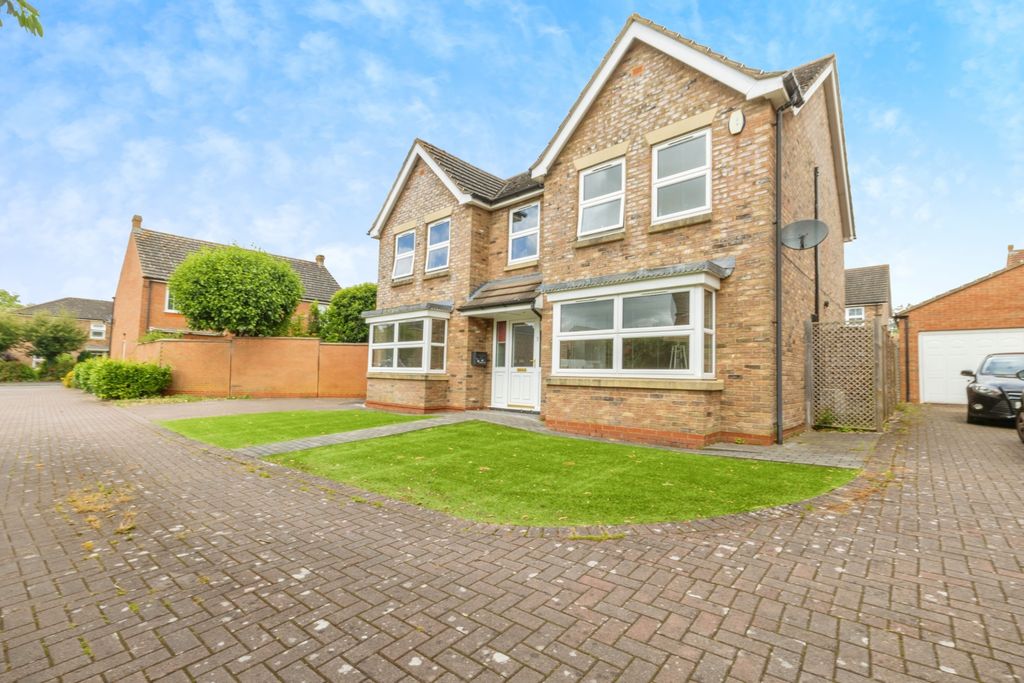 Property photo 1 of 15 1
