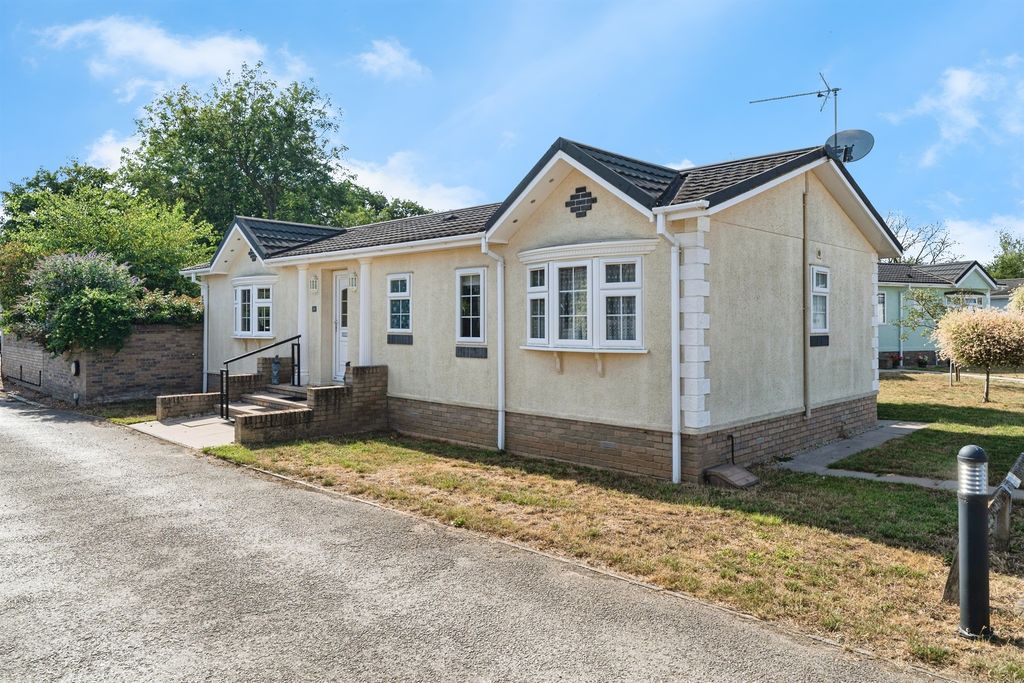 Property photo 3 of 15