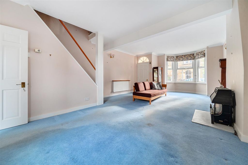 Property photo 2 of 15 Living Room ii H.Jpg