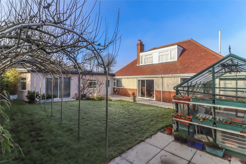 Property photo 3 of 24 Picture No. 53