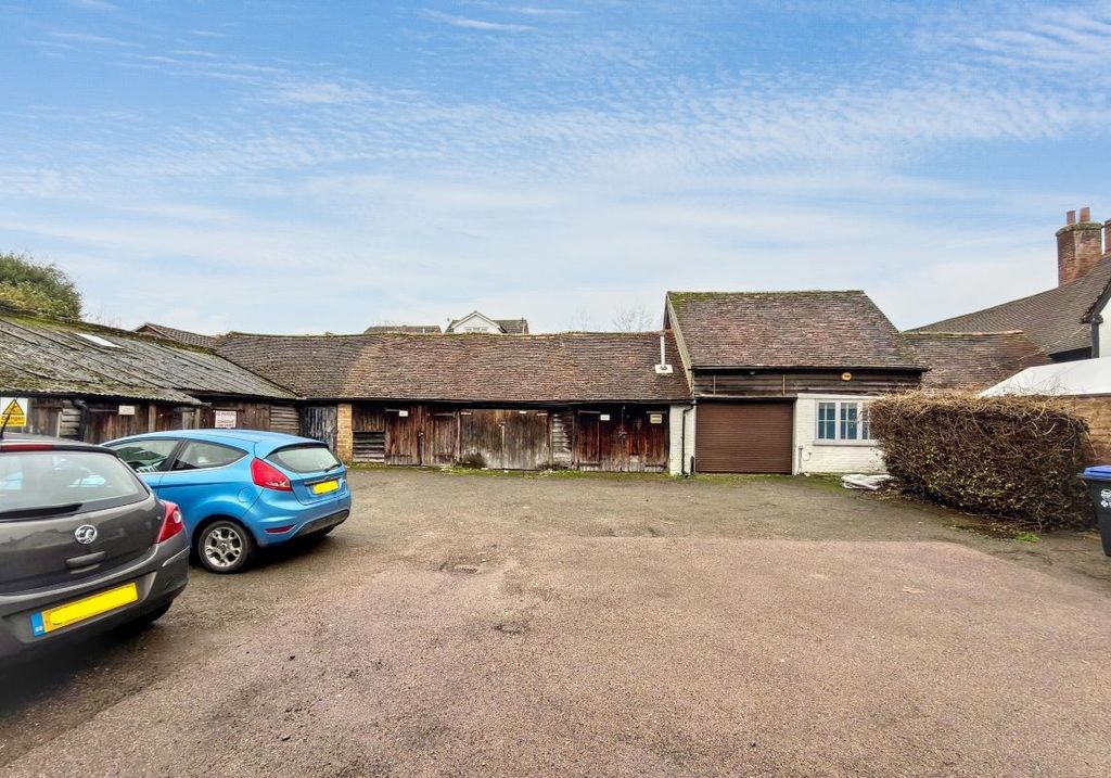 Property photo 2 of 7