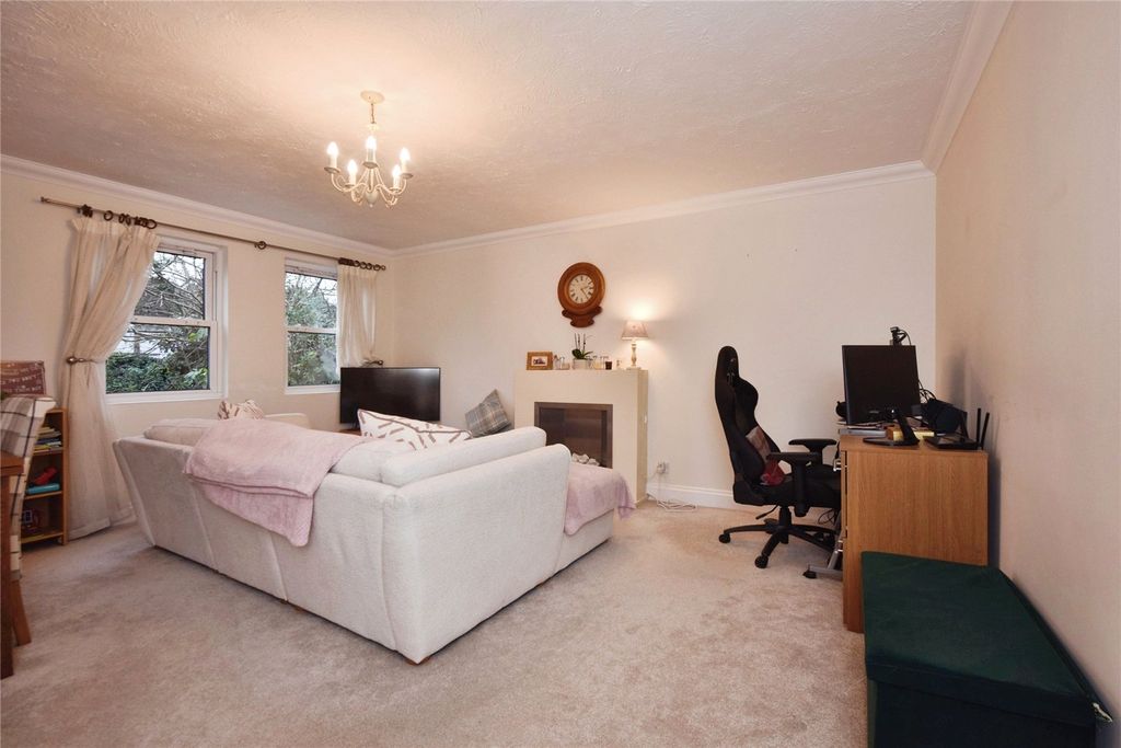 Property photo 3 of 16 Picture No. 03