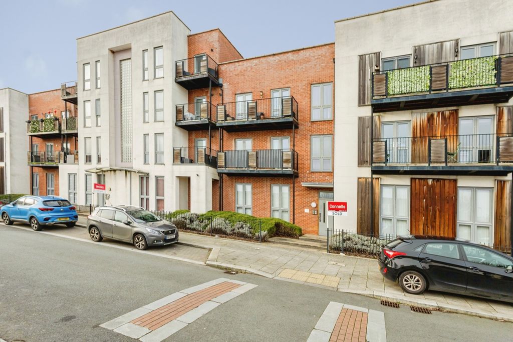 Property photo 1 of 15 Front