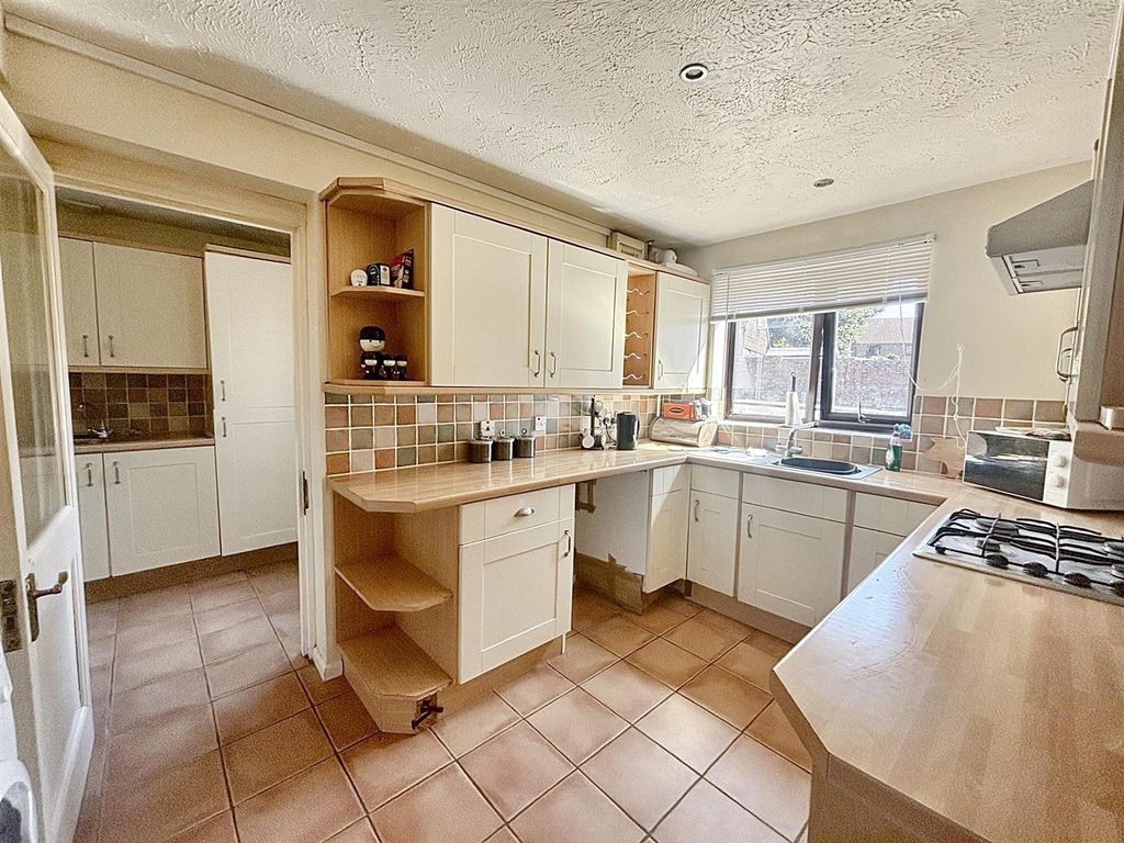 Property photo 2 of 15 Kitchen.Jpg