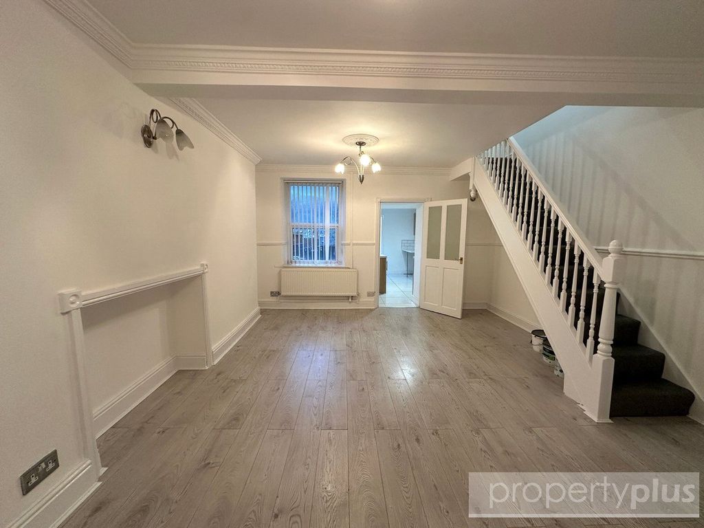 Property photo 2 of 9 Picture No. 03