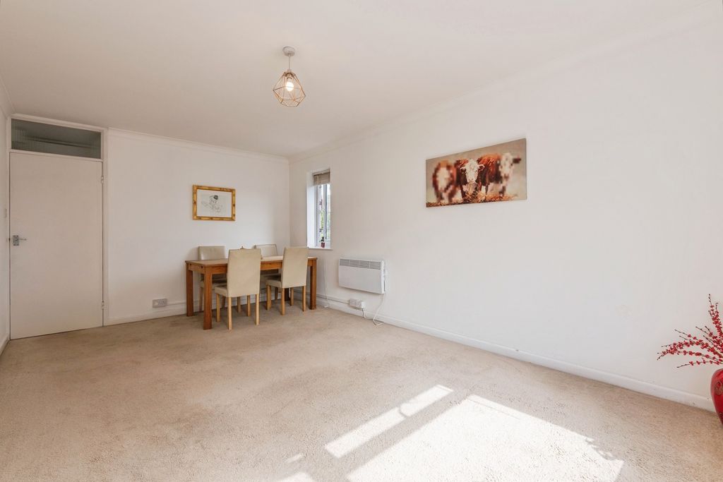 Property photo 2 of 23 Pbox-Img.Jpg