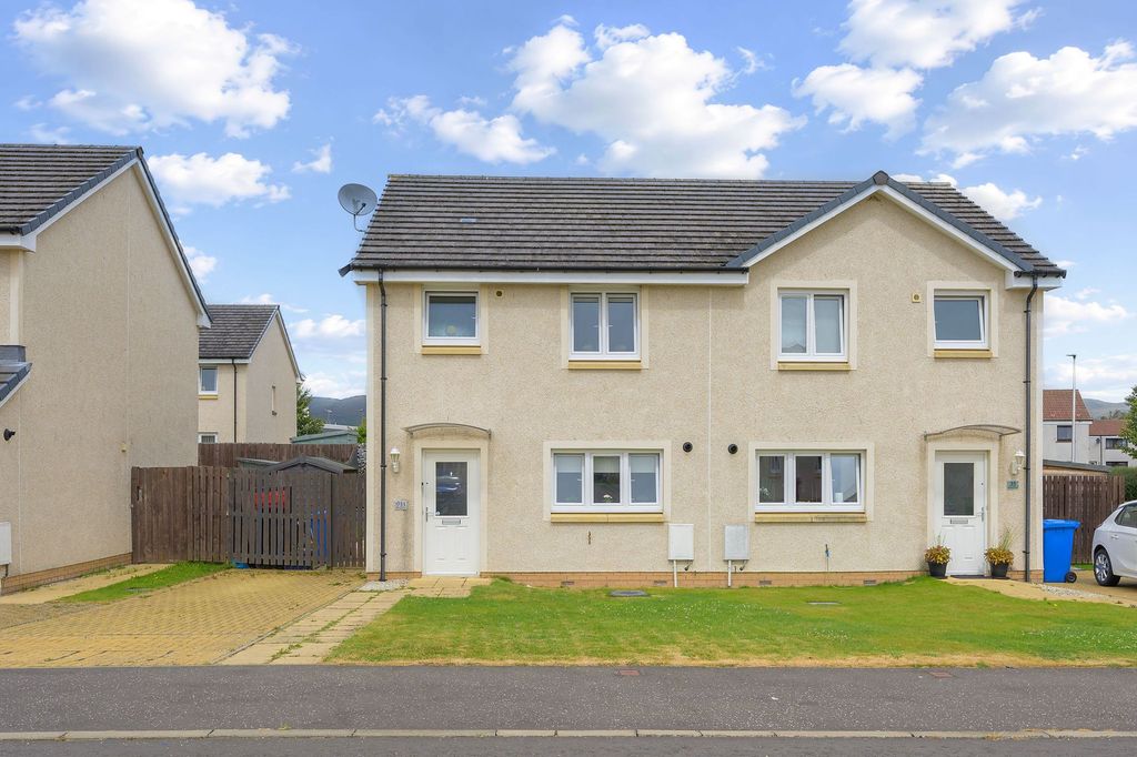 Property photo 1 of 21
