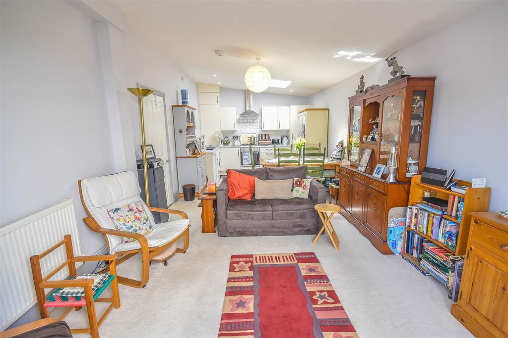 Property photo 3 of 20 Dsc_0328-2.Jpg