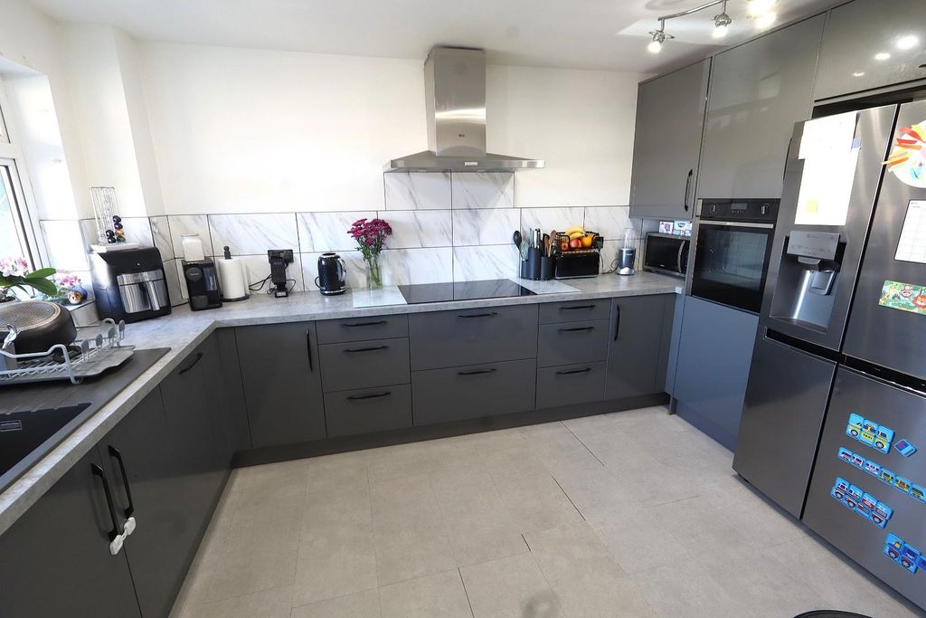 Property photo 2 of 13 Re-Fitted Kitchen