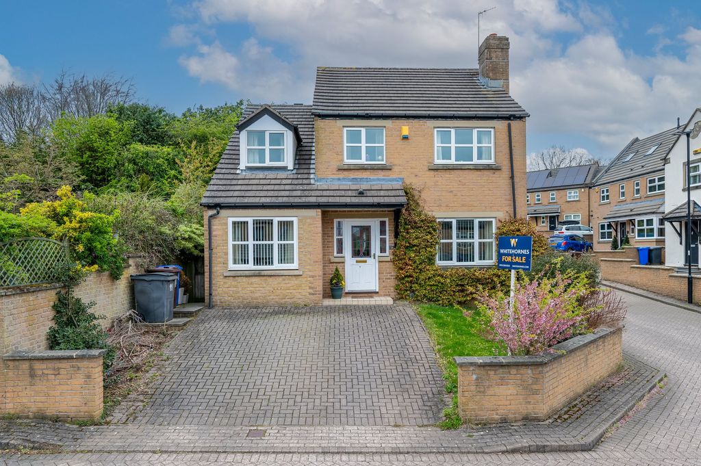 Property photo 1 of 26