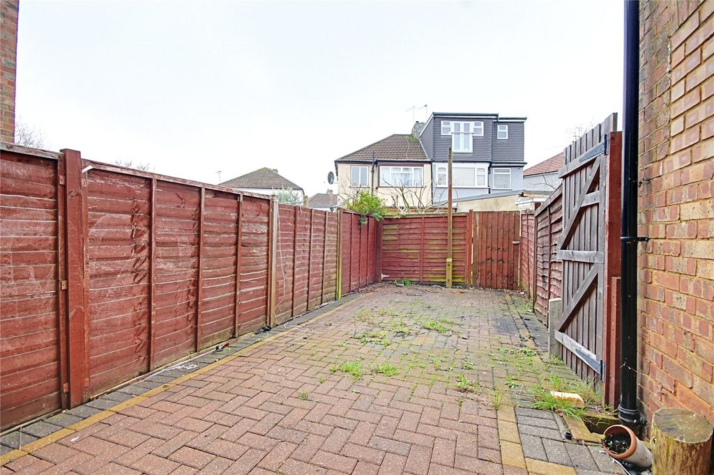 Property photo 1 of 10 Picture No. 16