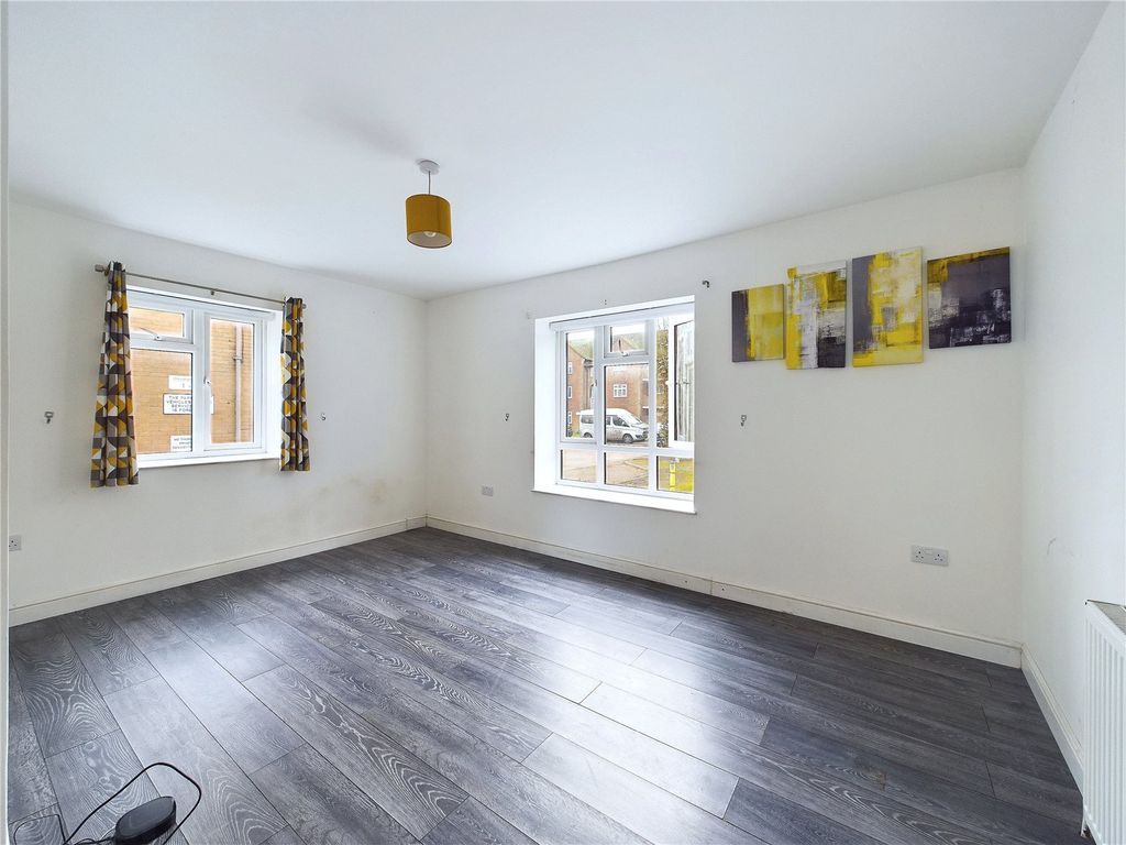 Property photo 3 of 13 Picture No. 06