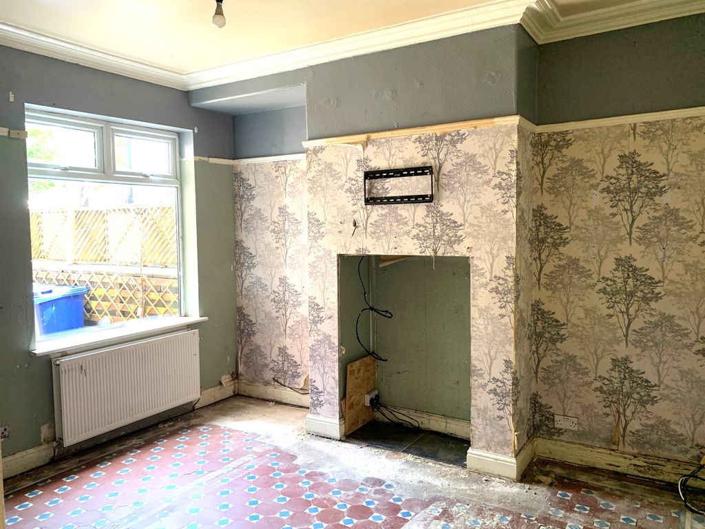 Property photo 3 of 11 c4