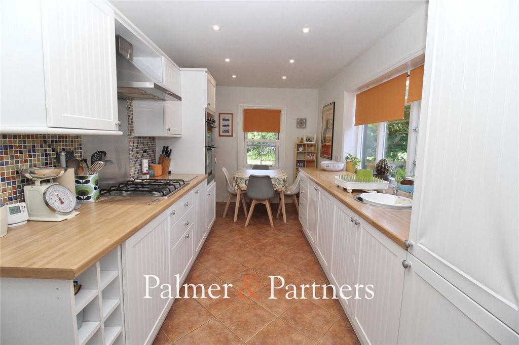 Property photo 3 of 39 Picture No. 73