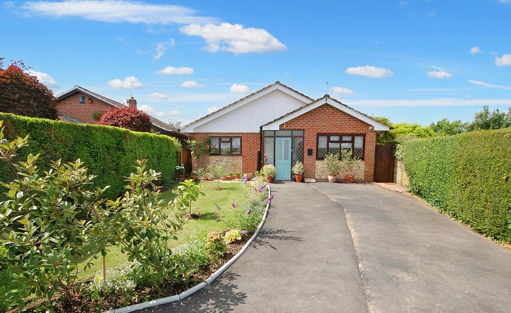 Property photo 1 of 11