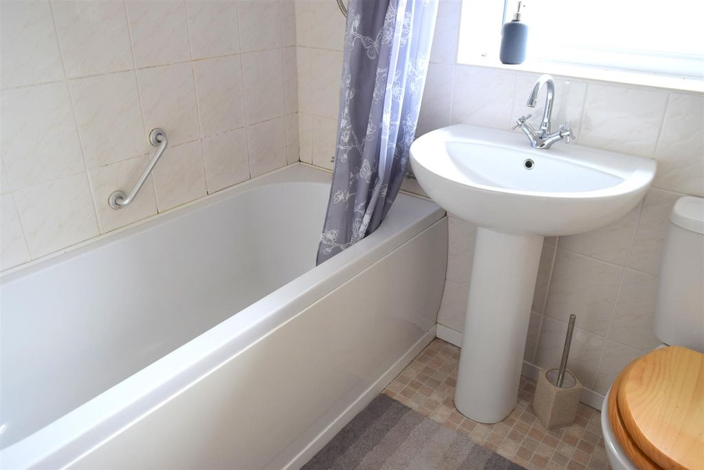 Additional image 6 of 2 bed terraced house to rentWestern Avenue, Chester CH1