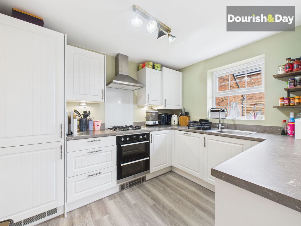 Property photo 2 of 32 Kitchen