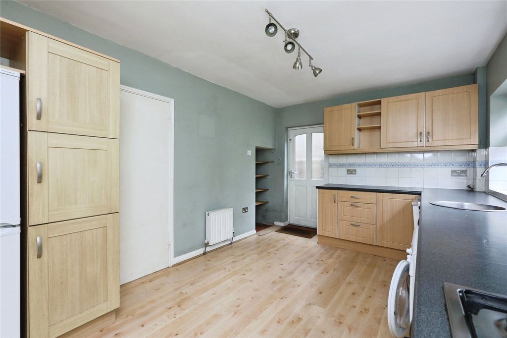 Property photo 3 of 27 Picture No. 55