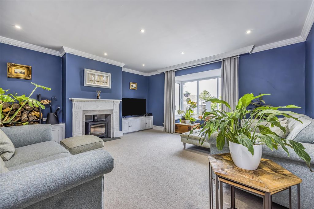 Property photo 2 of 25 152 Stein Road, Southbourne-Porticomarketing-Nexa-