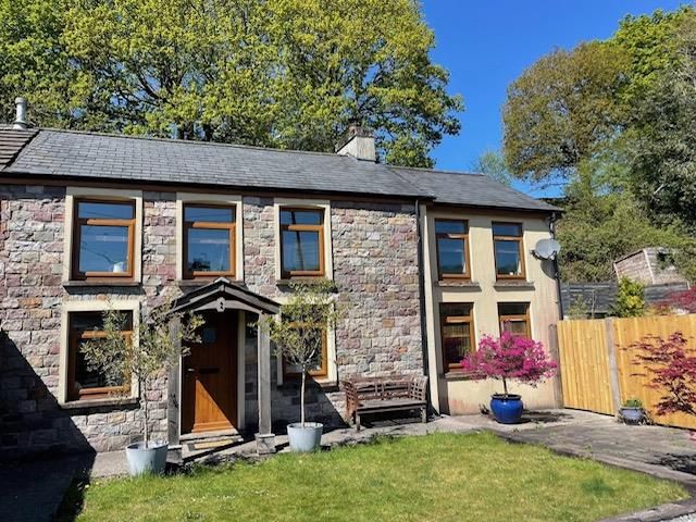 Property photo 1 of 29 Main Dwelling