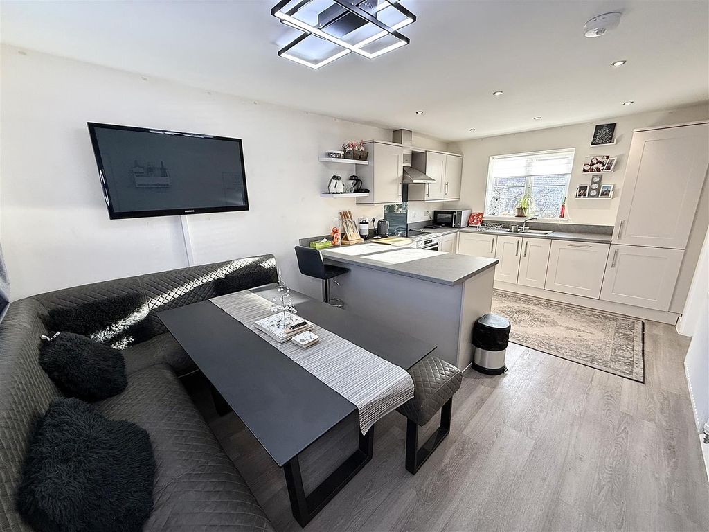 Property photo 2 of 22 Img_2322.Jpg