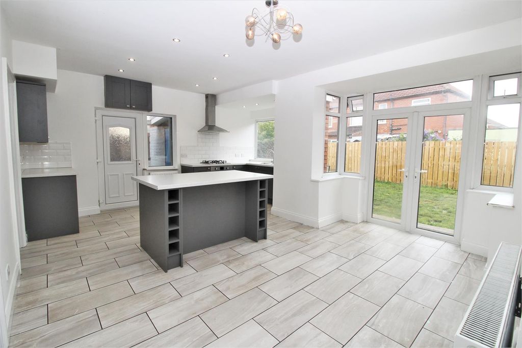 Property photo 3 of 17 Breakfasting Kitchen With Dining Area