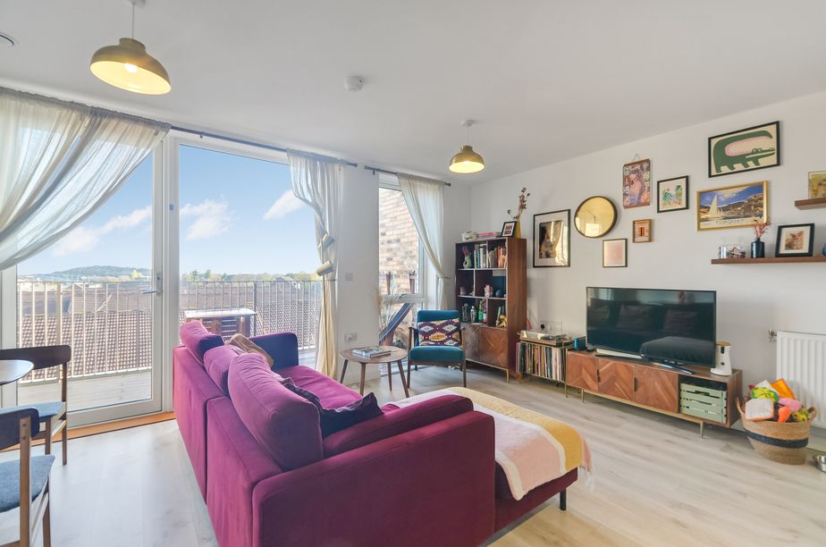 Property photo 1 of 28 Lounge Area_Pic_2.Jpg