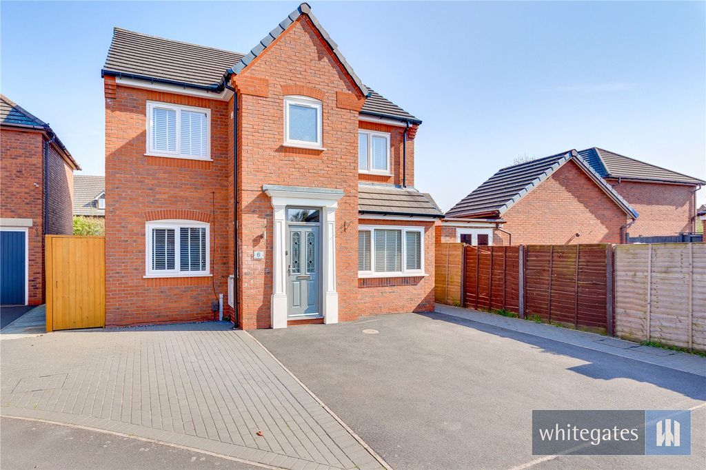 Property photo 2 of 32 Picture No. 19