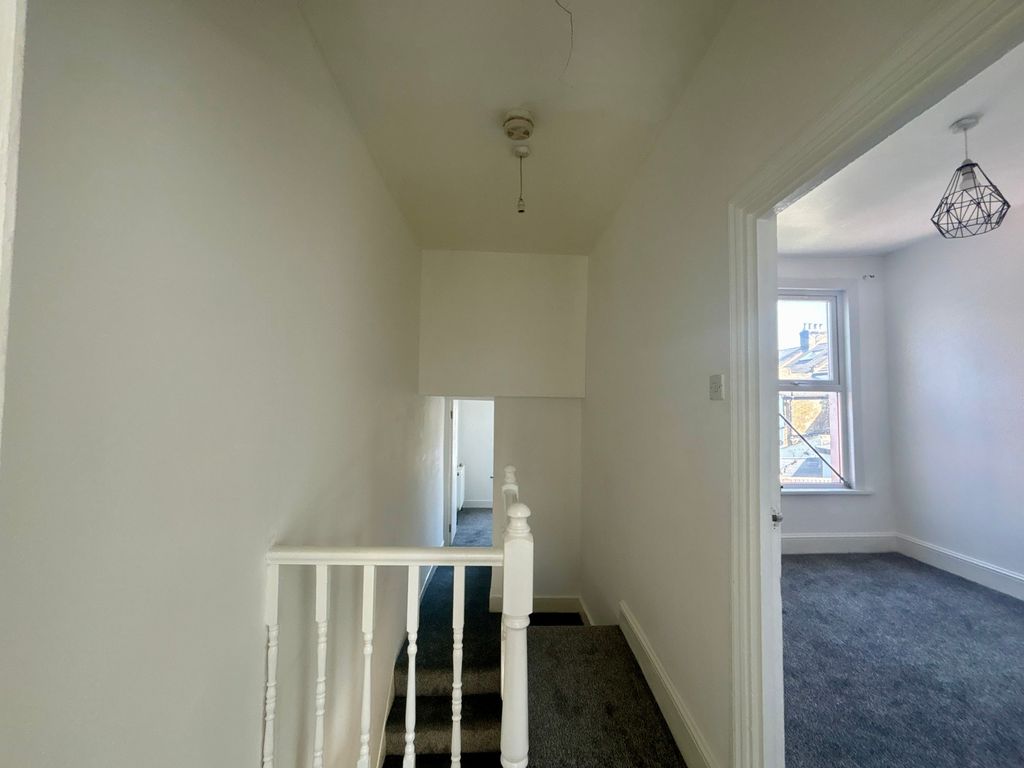 Property photo 2 of 8 Photograph