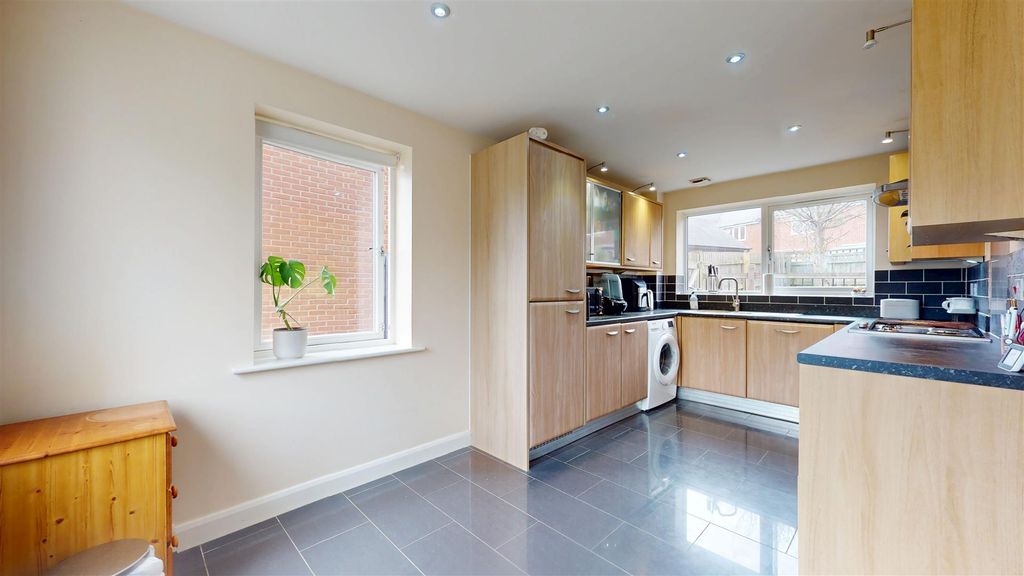 Property photo 3 of 22 03242026_003756.Jpg