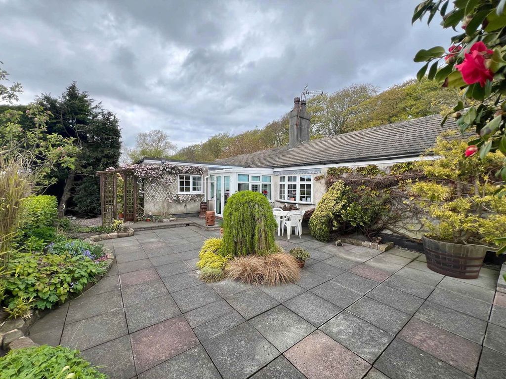 Property photo 1 of 27