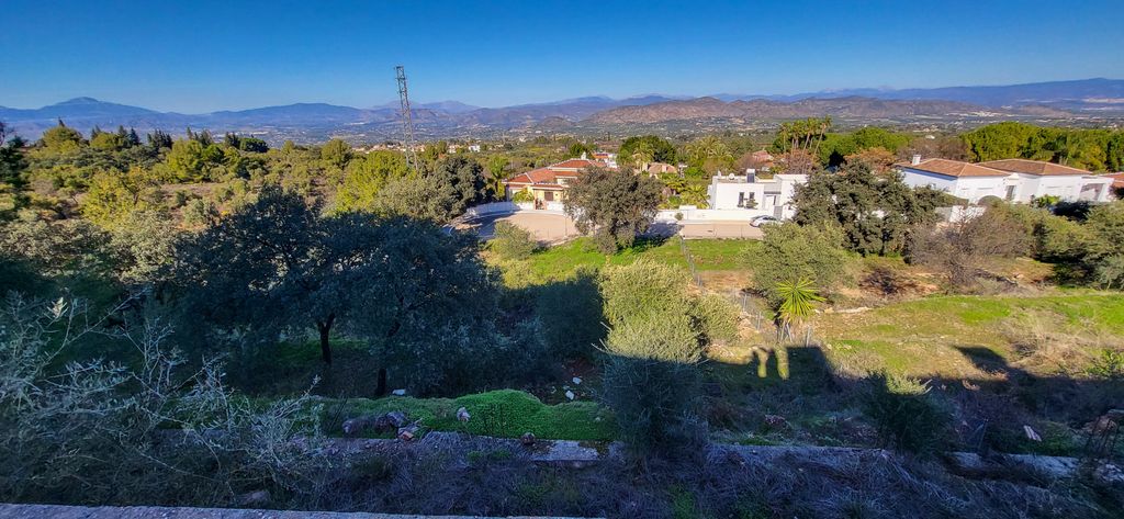 Property photo 1 of 3