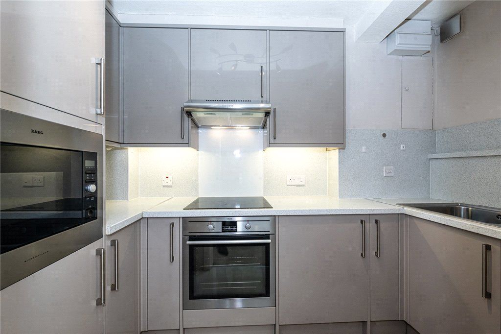 Property photo 1 of 16 Picture No. 17