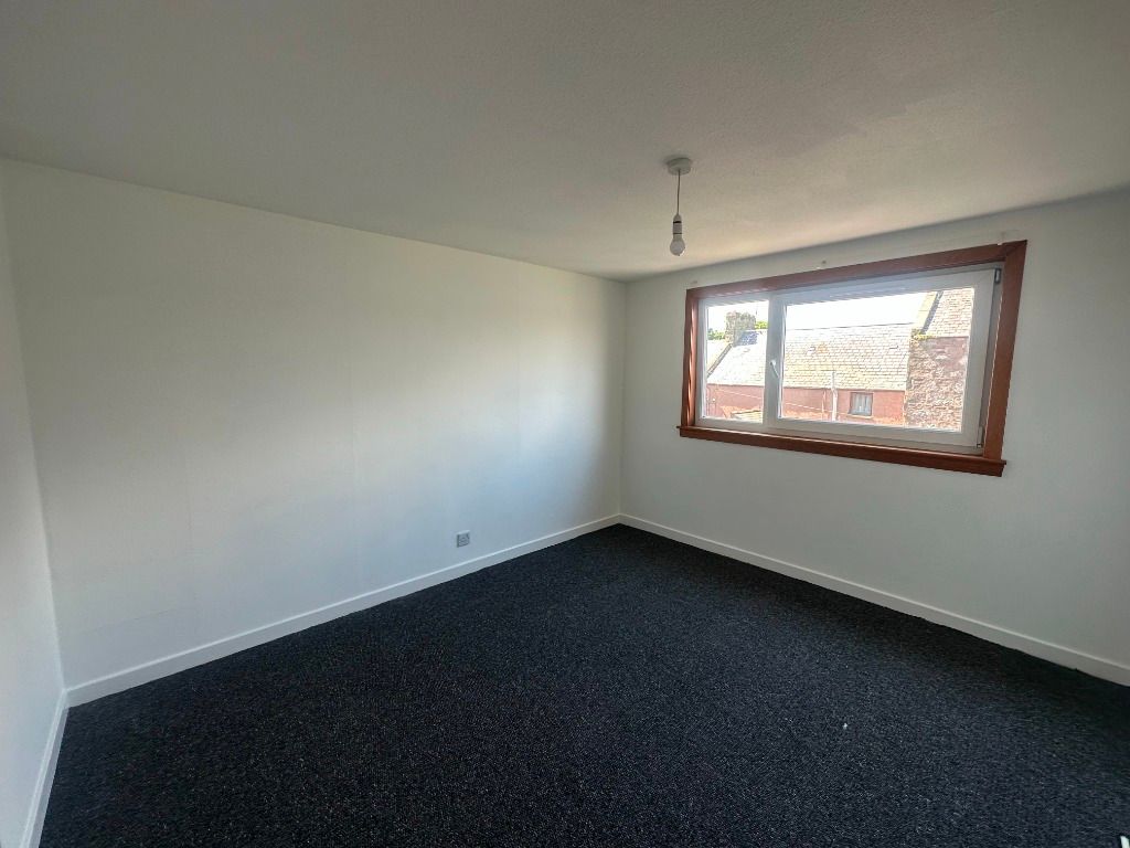 Additional image 5 of 2 bed flat to rentChapel Place, Montrose DD10