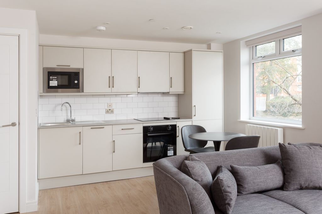 Property photo 1 of 5