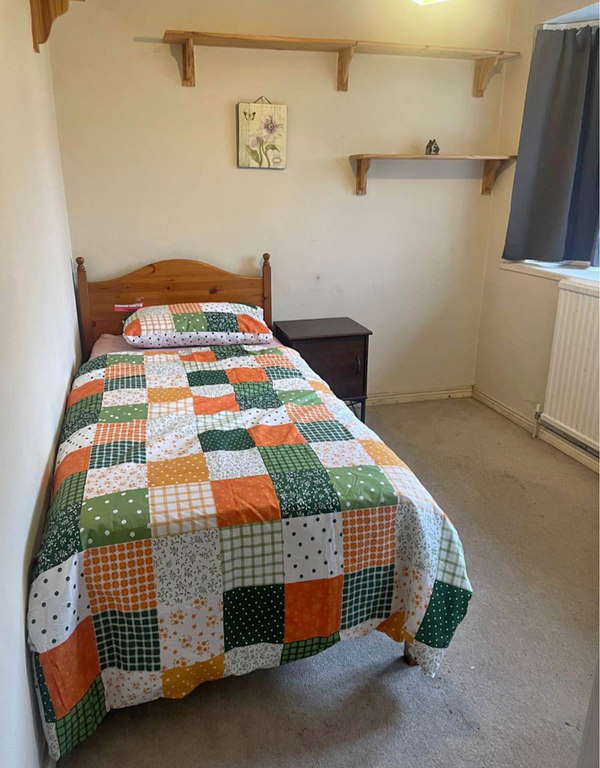 Property photo 1 of 5