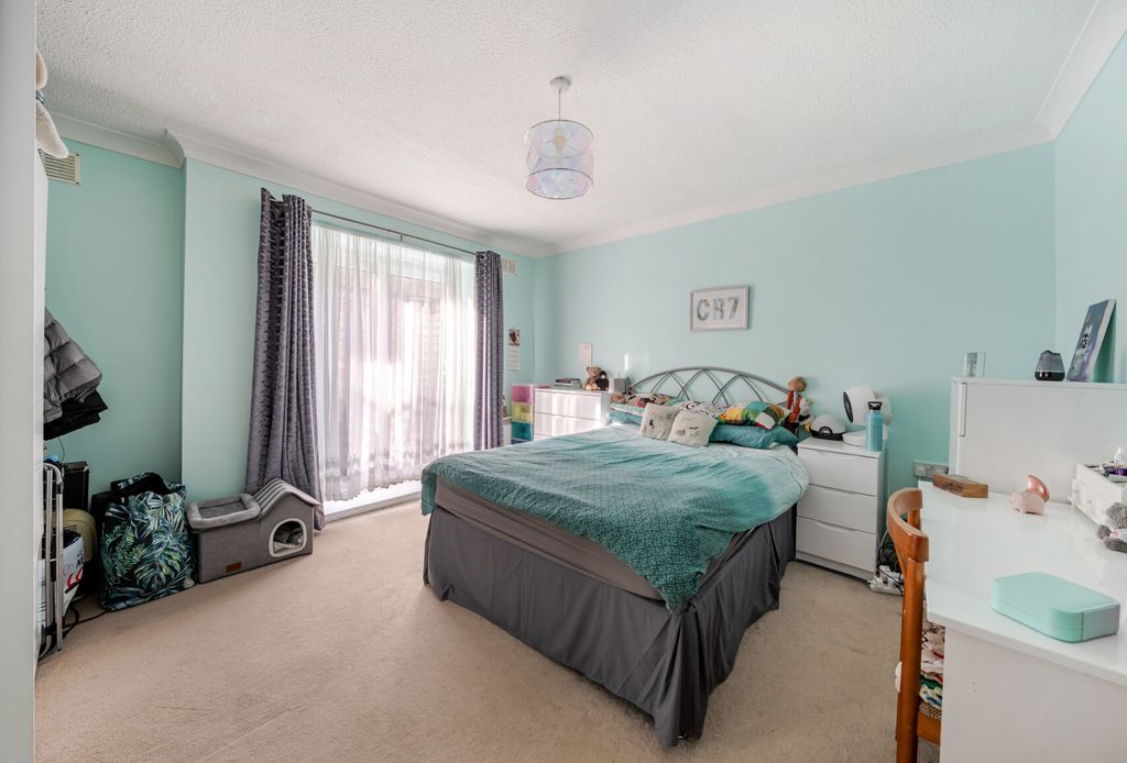 Property photo 2 of 9 1420122-6-69A6901...