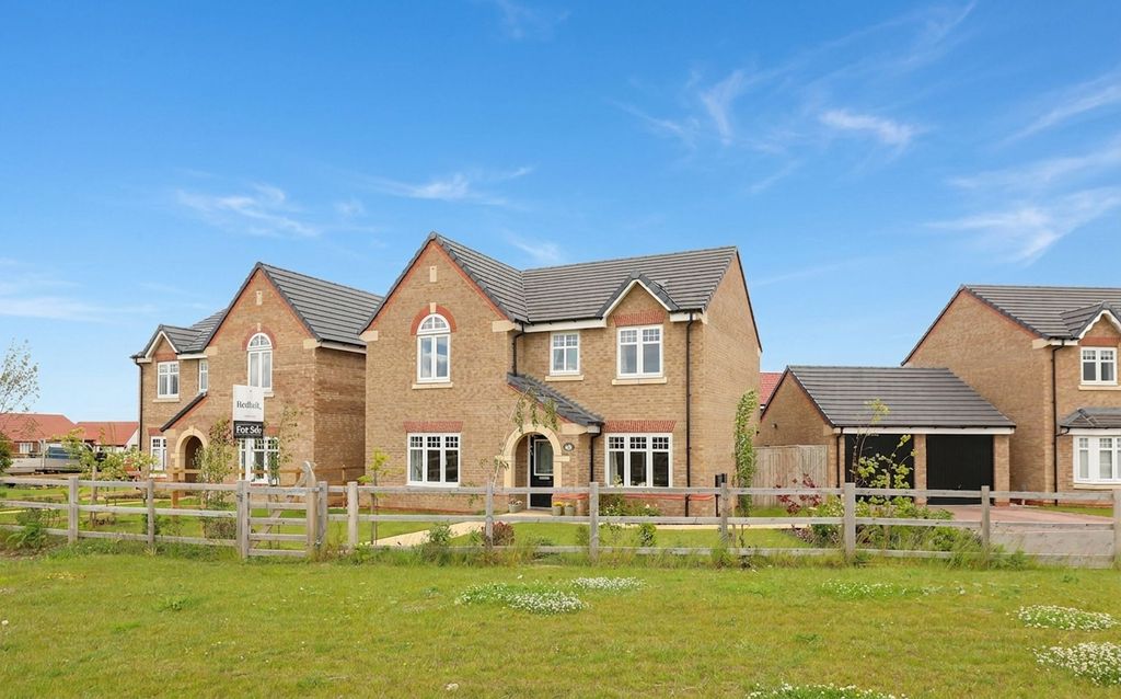 Property photo 1 of 34