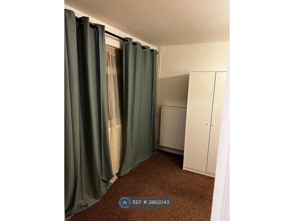 Property photo 3 of 3