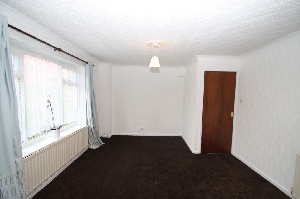 Property photo 3 of 10 0 General