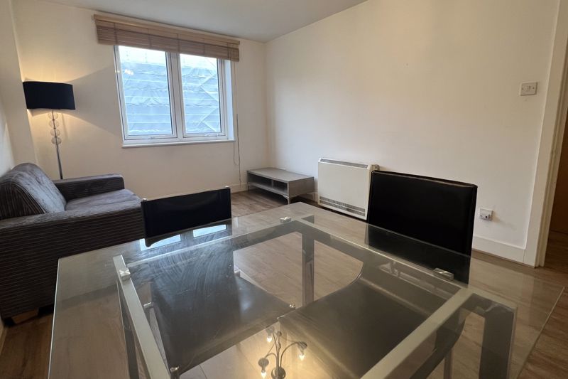 Property photo 3 of 11 Photo 20