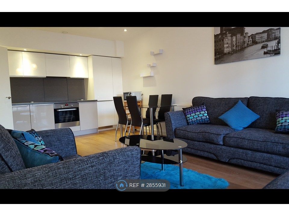 Property photo 2 of 10 Lounge-Kitchen 1