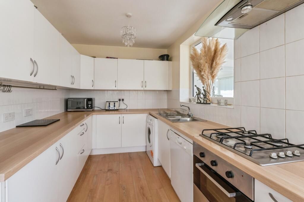 Property photo 3 of 14 Picture No. 21