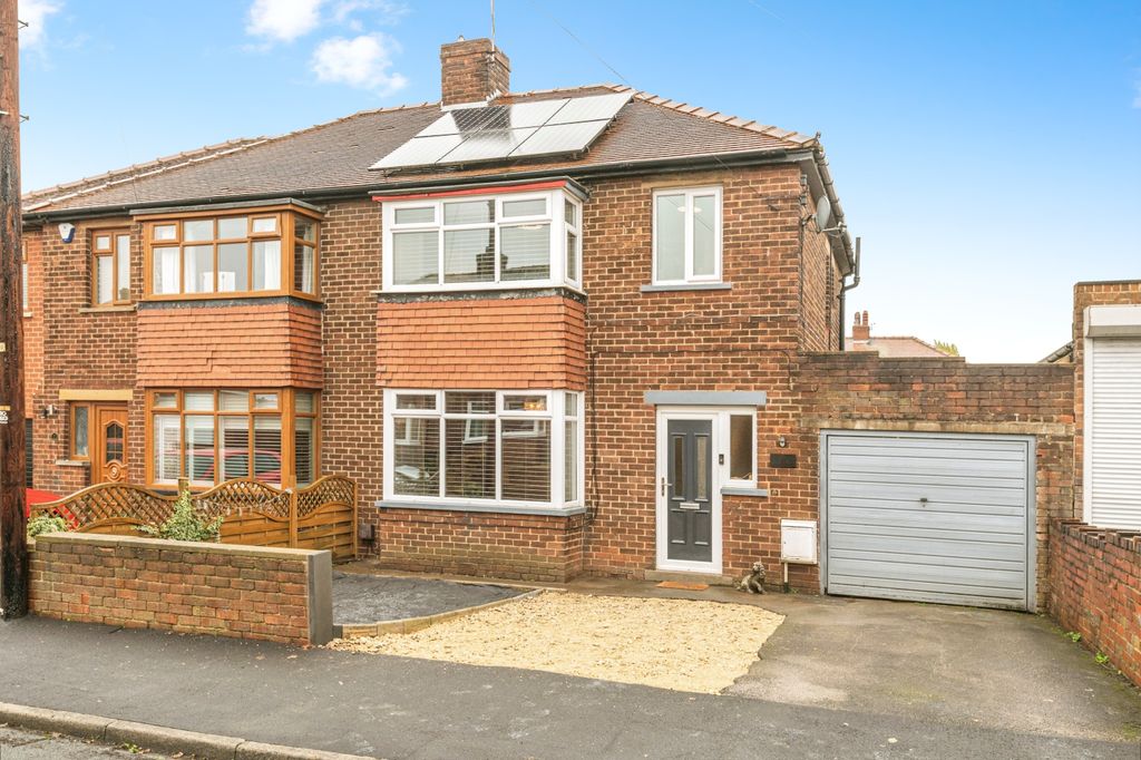 Property photo 1 of 16 The Property