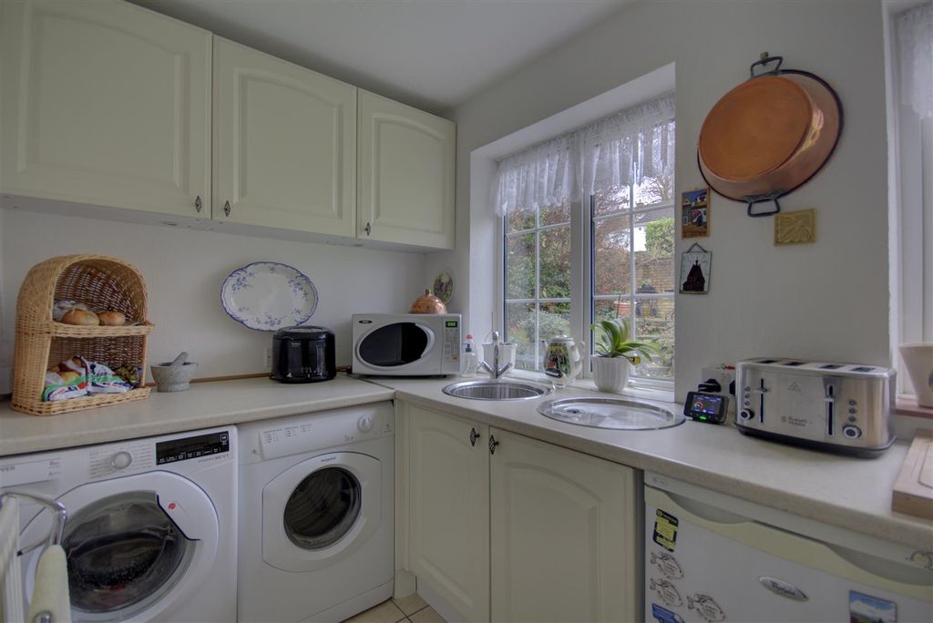 Property photo 3 of 45 Img_7139_40_41.Jpg