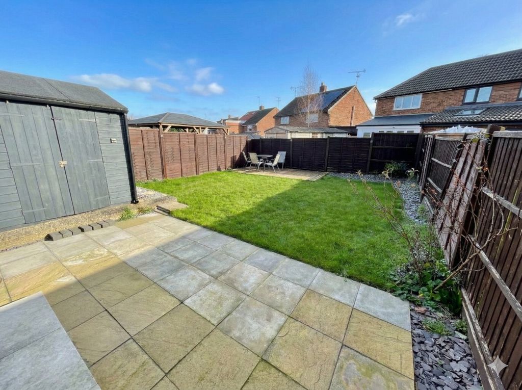 Property photo 2 of 12 4927781