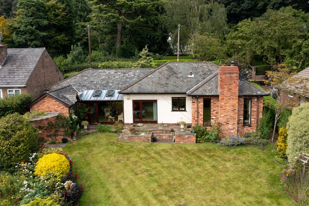 Property photo 2 of 28