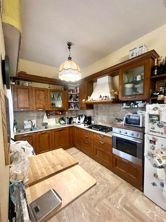Property photo 2 of 29